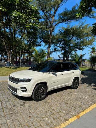 JEEP COMMANDER 2.0 HURRICANE 4 TURBO GASOLINA OVERLAND AT9